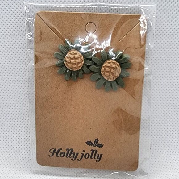 NWT Holly Jolly Green & Brown Flower Earrings - Picture 1 of 3